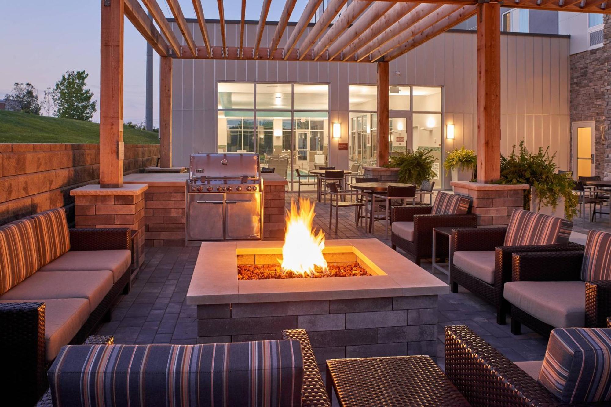 Towneplace Suites By Marriott Cleveland Solon מראה חיצוני תמונה